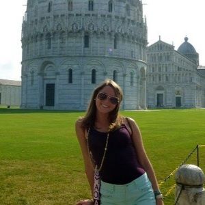 Meet your Posher, Danielle